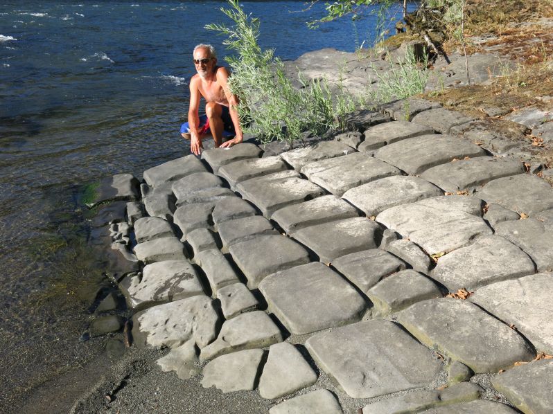 Above camp we find one of the strangest rock formations I've ever seen.