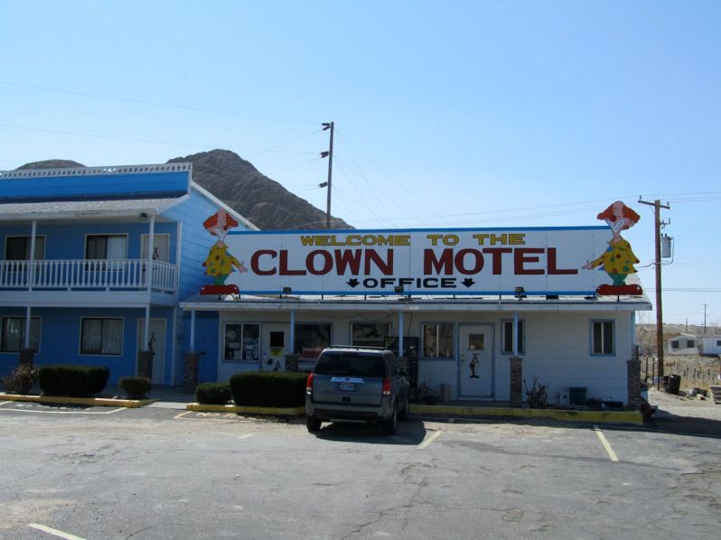 Clown Motel